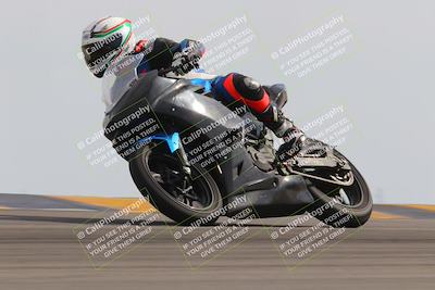 media/Nov-05-2022-SoCal Trackdays (Sat) [[f8d9b725ab]]/Turn 9 (110pm)/